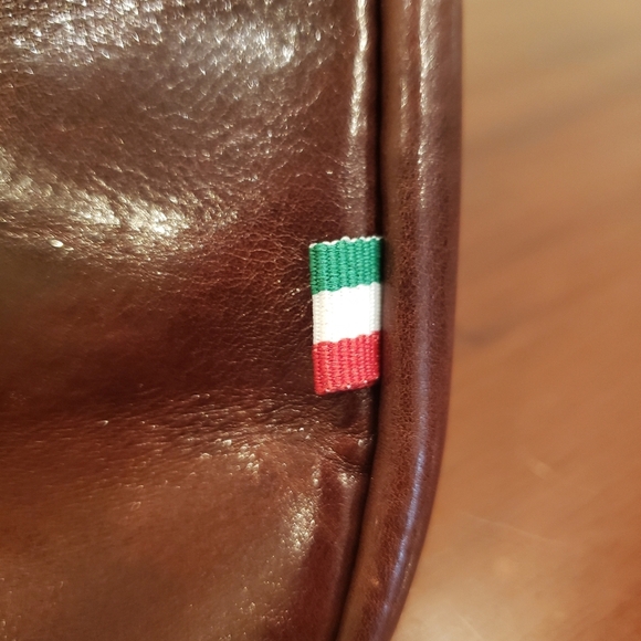 NEW! ITALIAN LEATHER MESSENGER BAG - AUTHENTIC (w/ Adjustable Strap) - Picture 5 of 8